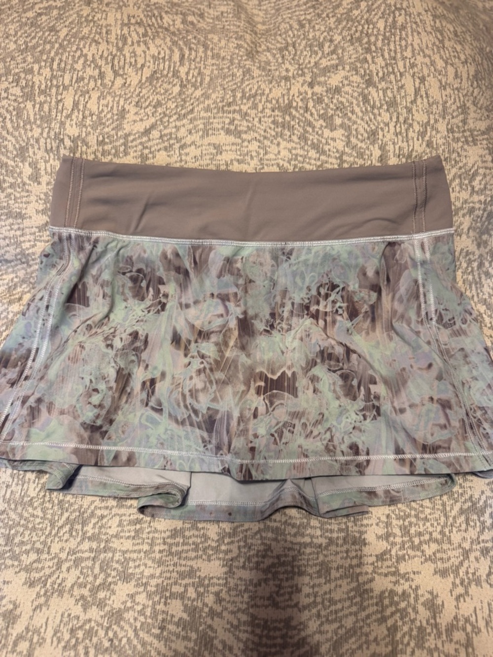 Lululemon Gray Athletic Skort with Mint and Lavender Marble Print